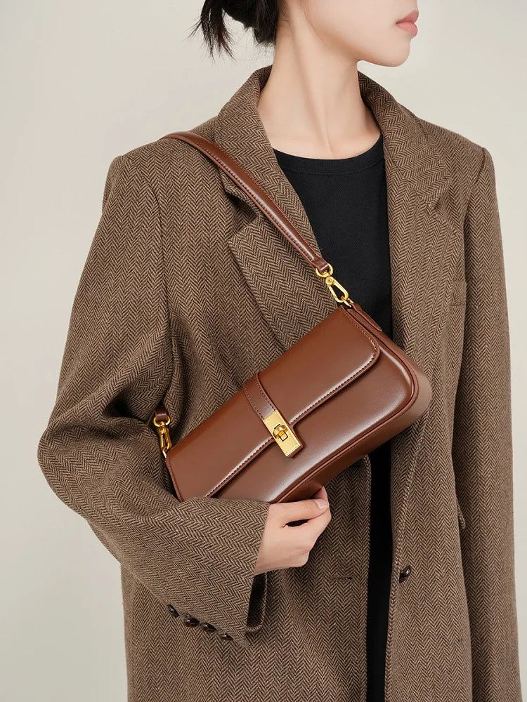 BAGUETTE SHOULDER BAG